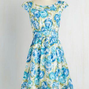 Emily and Fin Modcloth Day after Day dress M